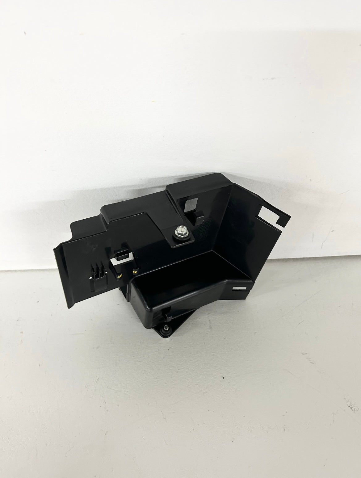 2018 2019 2020 2021 Kawasaki Ninja 400 z400 igniter ECU cover panel trim OEM ( 001187 )