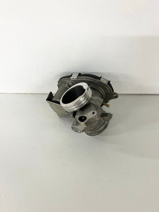 2018 2019 2020 KTM Duke 390 throttle body ( 001152 )